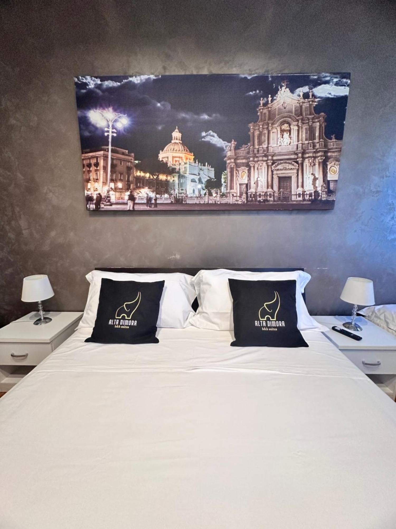 Alta Dimora B&B Suites Катанія Екстер'єр фото