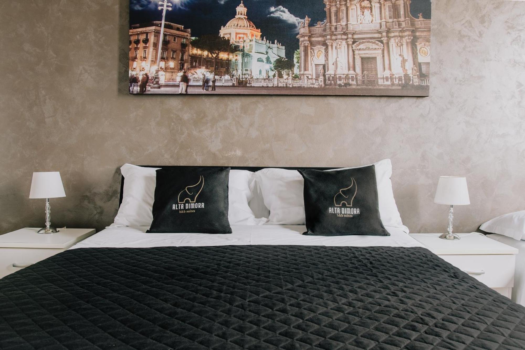 Alta Dimora B&B Suites Катанія Екстер'єр фото